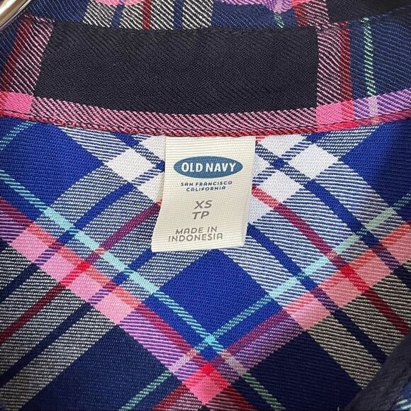 Old Navy Lightweight Flannel Blue, White, Navy & Pink Button Down Flannel, XS - Picture 10 of 13